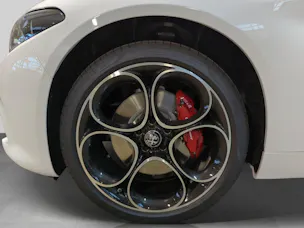 Alfa Romeo Giulia 2.0 Ti Q4 AT8