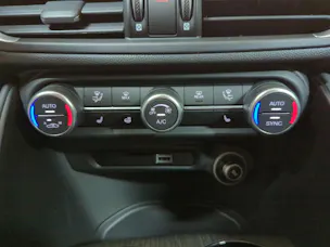Alfa Romeo Giulia 2.0 Ti Q4 AT8