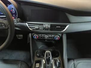 Alfa Romeo Giulia 2.0 Ti Q4 AT8