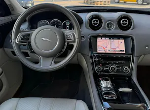 Jaguar XJ 3.0 V6 S/C Premium Luxury Automatic AWD