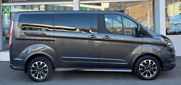 Ford Tourneo Custom 320 L1H1 Sport HEV2