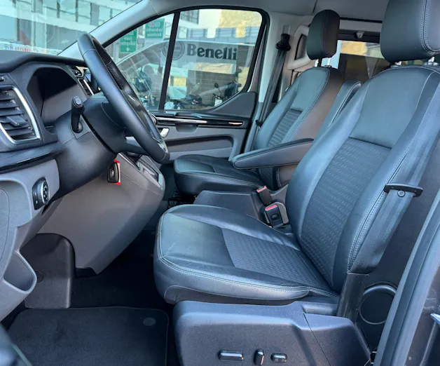 Ford Tourneo Custom 320 L1H1 Sport HEV2