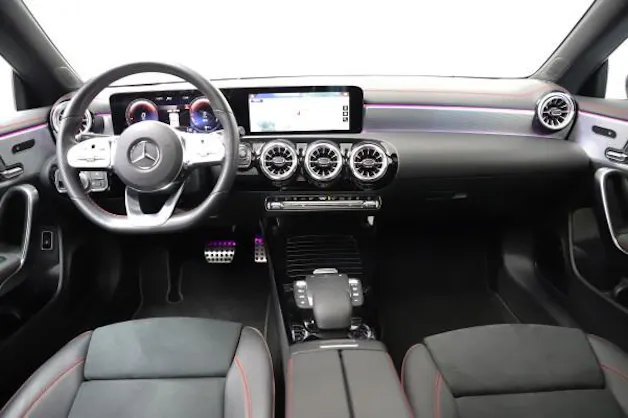 Mercedes-Benz CLA SB 250 e AMG Line