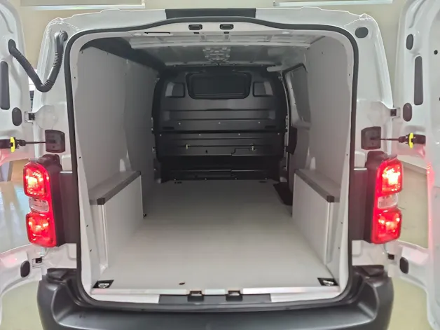 Fiat E-Scudo L2 50 kWh Base Swiss Edition