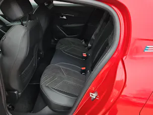 Peugeot 208 NEW Elektrik 115kW GT