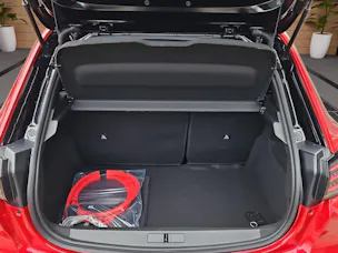 Peugeot 208 NEW Elektrik 115kW GT