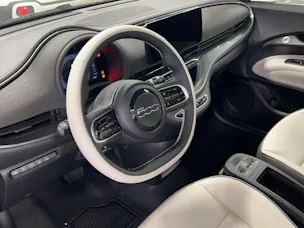Fiat 500C e 87 kW La Prima Top