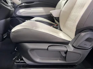 Fiat 500C e 87 kW La Prima Top