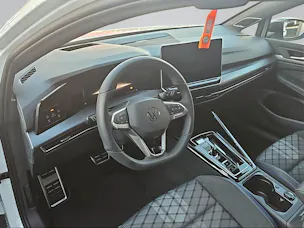 VW Golf 2.0 TSI R-Line DSG 4 Motion