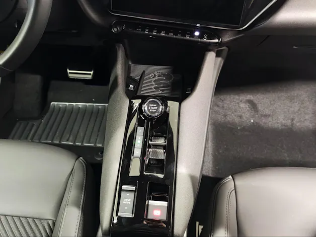 Alfa Romeo Junior 1.2 48V Hybrid Speciale