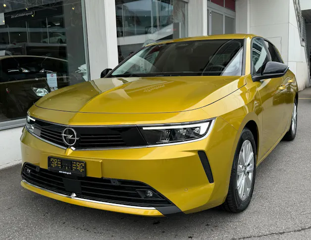 Opel Astra 1.2i Turbo Automat