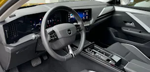 Opel Astra 1.2i Turbo Automat