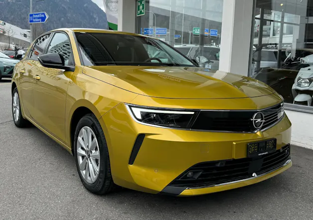 Opel Astra 1.2i Turbo Automat