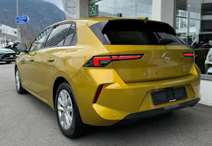 Opel Astra 1.2i Turbo Automat
