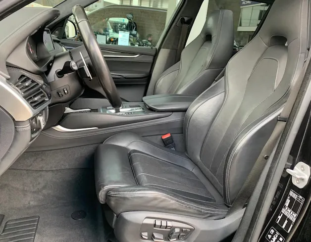 BMW X5M Steptronic
