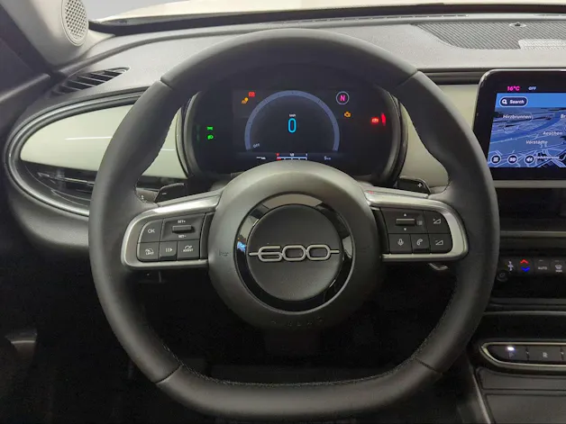 Fiat 600h 1.2T MHEV Swiss Edition 110 PS