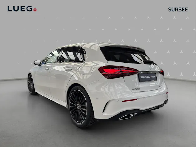 Mercedes-Benz A 220 4Matic 8G-DCT