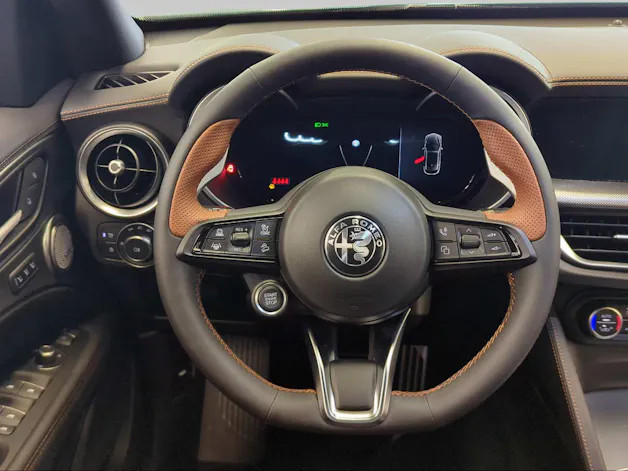 Alfa Romeo Stelvio 2.0 Intensa Q4 AT8