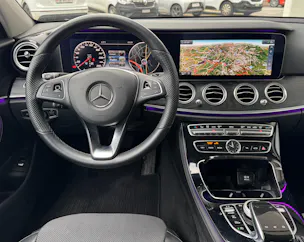 Mercedes-Benz E 400 Avantgarde 4Matic 9G-Tronic