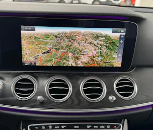 Mercedes-Benz E 400 Avantgarde 4Matic 9G-Tronic