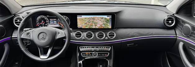 Mercedes-Benz E 400 Avantgarde 4Matic 9G-Tronic