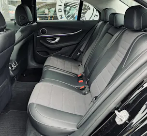 Mercedes-Benz E 400 Avantgarde 4Matic 9G-Tronic
