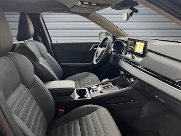 MITSUBISHI OUTLANDER 16