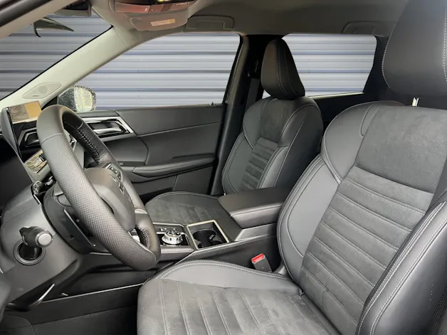 Mitsubishi Outlander 2.4 PHEV Intense 4WD Automatic