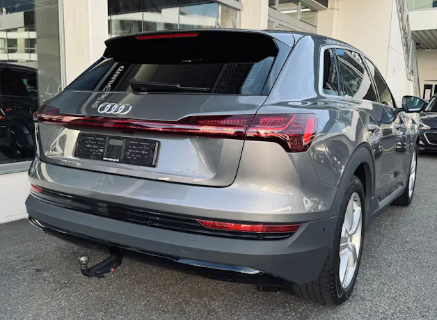 Audi e-tron 50 quattro