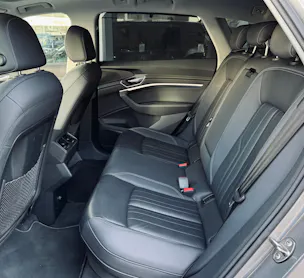 Audi e-tron 50 quattro