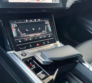 Audi e-tron 50 quattro