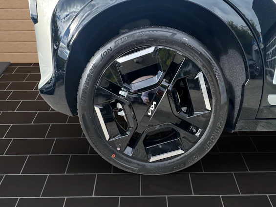 image du véhicule 10 image du véhicule 10