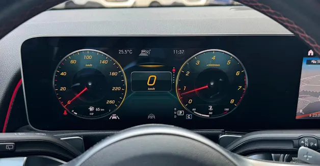 Mercedes-Benz GLB 250 4Matic AMG Line 8G-Tronic