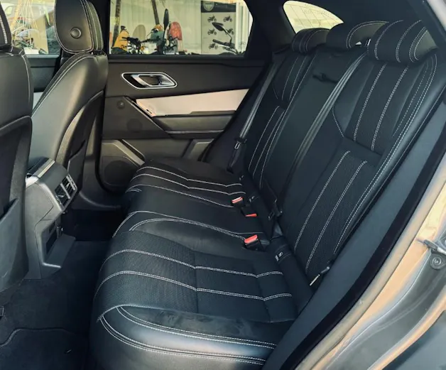 Land Rover Range Rover Velar R-Dynamic D 240 Sport Automatic