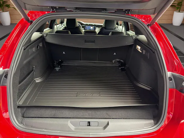 Peugeot 308 NEW SW 1.6 PHEV 195 GT