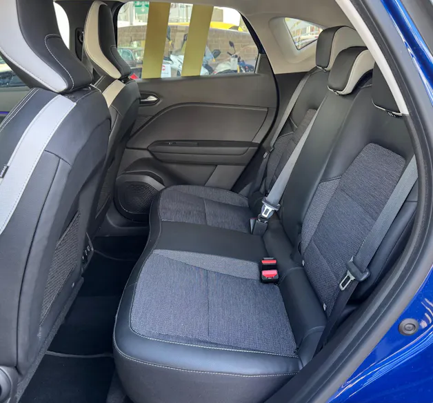Renault Captur 1.6 E-Tech 160 Intens DHT