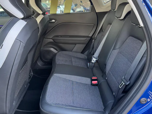Renault Captur 1.6 E-Tech 160 Intens DHT