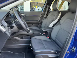 Renault Captur 1.6 E-Tech 160 Intens DHT