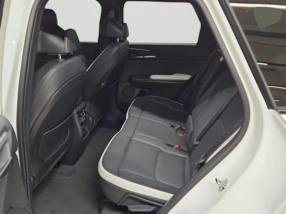 Fahrzeugbild 8 Fahrzeugbild 8