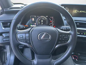Lexus UX 250h Attraction AWD Automatic