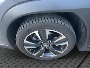 Lexus UX 250h Attraction AWD Automatic