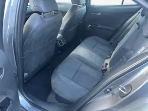 Lexus UX 250h Attraction AWD Automatic