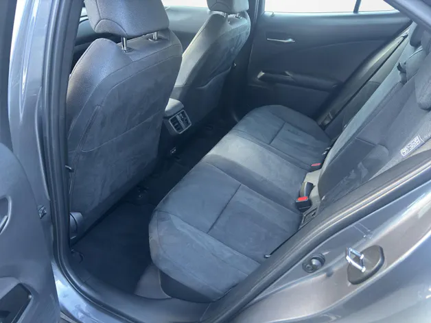 Lexus UX 250h Attraction AWD Automatic