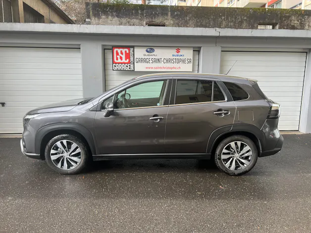 Suzuki S-Cross 1.5 Compact Top Hybrid