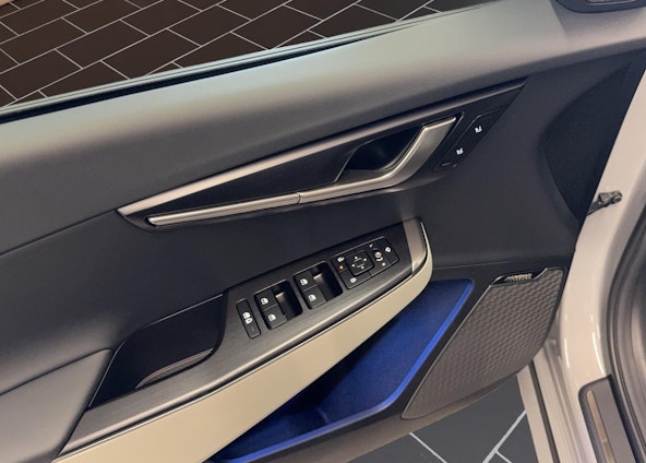 Fahrzeugbild 14 Fahrzeugbild 14