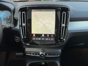 Volvo XC40 2.0 B4 MH Black Edition