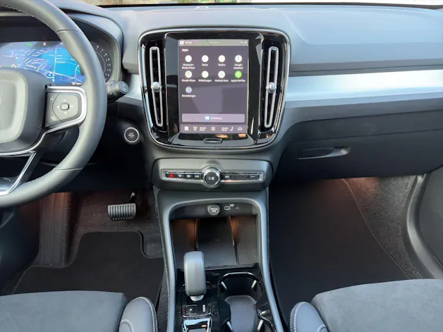Volvo XC40 2.0 B4 MH Black Edition