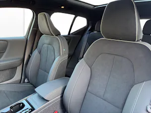 Volvo XC40 2.0 B4 MH Black Edition