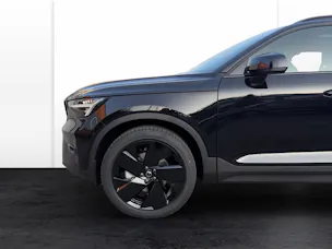 Volvo XC40 2.0 B4 MH Black Edition
