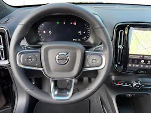 Volvo XC40 2.0 B4 MH Black Edition